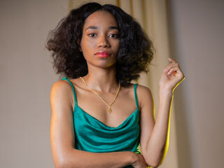 IzzySky's Live cam online Profile Image